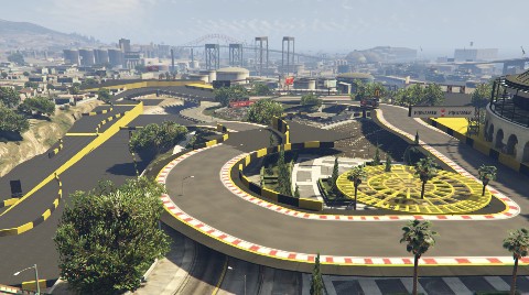 Maze Bank Careen-a job image