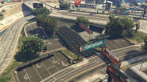 Maze Bank Careen-a job image
