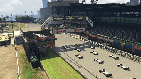 Oval Road Course job image